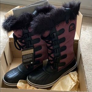 Brand new Sorel boots